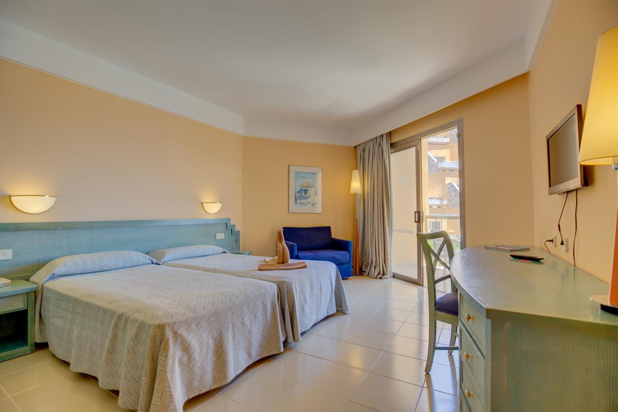 Double Room Lateral Sea View